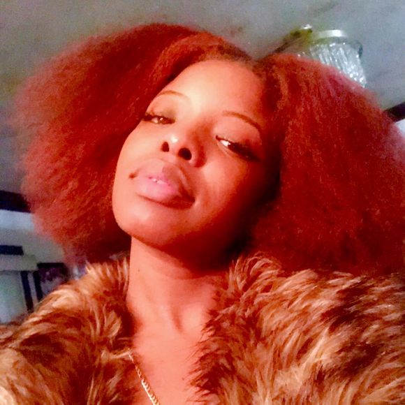 Meet your Posher, Marilyn - Picture 1 of 1